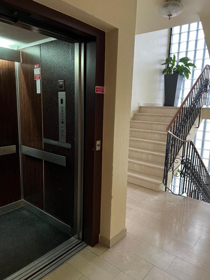 Hotel Am Flughafen Köln Kültér fotó